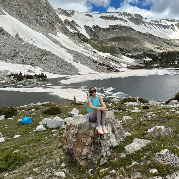 Meet your Posher, Lauren - Picture 1 of 1